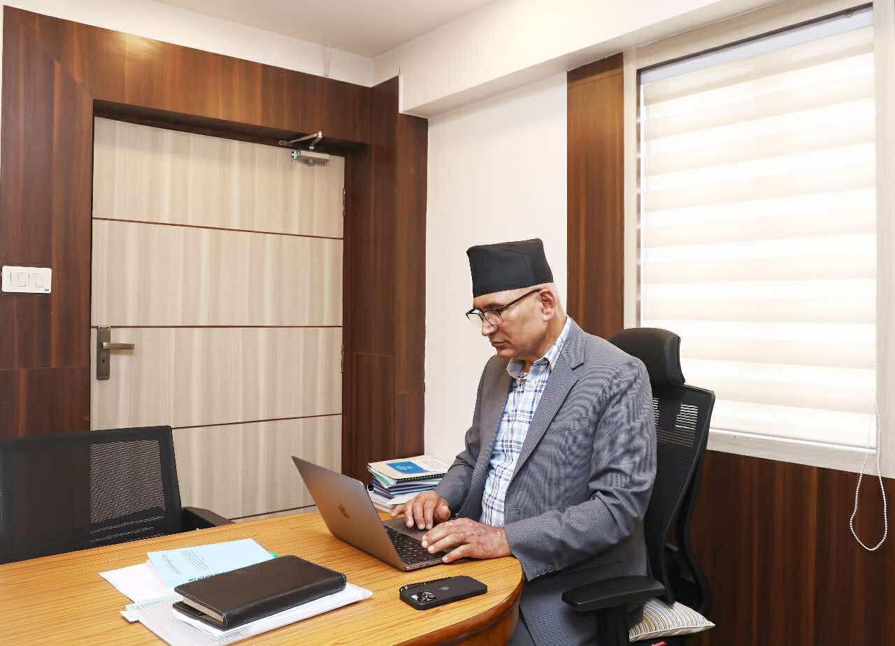 आगामी वर्षको बजेट लेखनमा व्यस्त अर्थमन्त्रालय